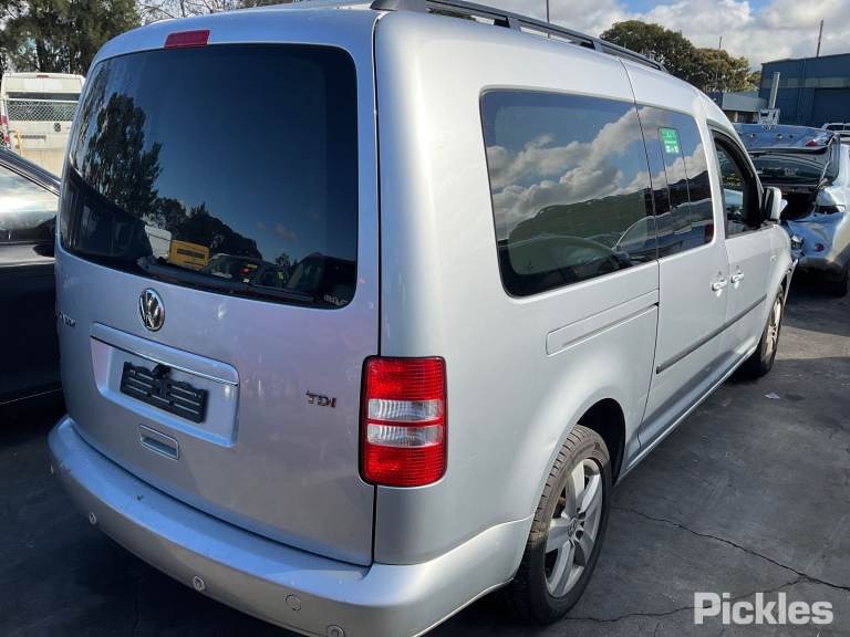 2011 VOLKSWAGEN CADDY 2K, POWER, COLOUR CODED, 12/04-06/15 2K6857508Q RIGHT DOOR MIRROR