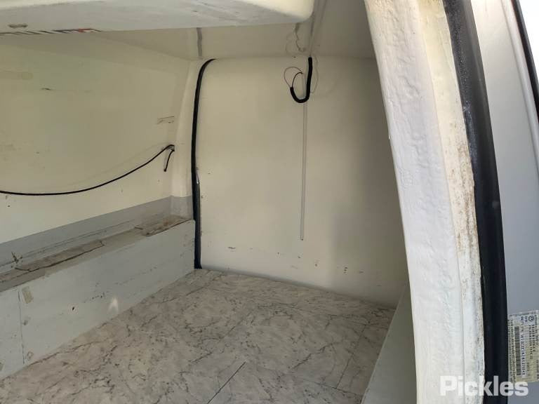 2011 VOLKSWAGEN CADDY P/N 2K0920875L, 2K, 08/10-06/15 F 2K0 920 875 A/F 2K0 920 875 AX INSTRUMENTCLUSTER