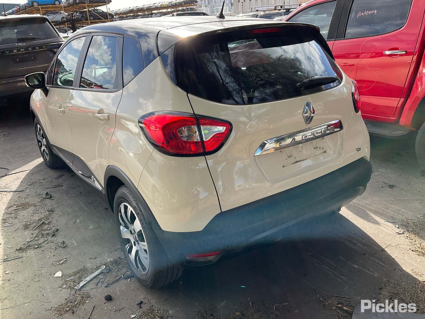 2016 RENAULT CAPTUR RH FRONT, J87, CLOTH, EXPRESSION, 08/14-05/17  FRONT SEAT