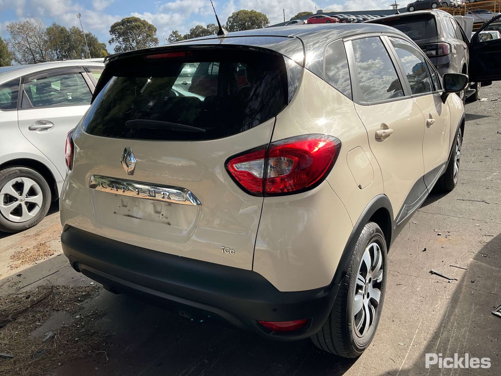 2016 RENAULT CAPTUR RH FRONT, J87, CLOTH, EXPRESSION, 08/14-05/17  FRONT SEAT