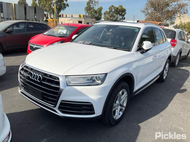 2017 AUDI Q5 FY, DOOR REG ASSY (REG AND MOTOR), 02/17-02/25 80A837461A LEFT FRONT WINDOW REG MOTOR