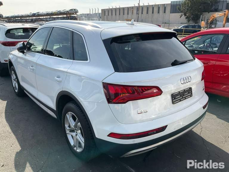 2017 AUDI Q5 FY, DOOR REG ASSY (REG AND MOTOR), 02/17-02/25 80A837461A LEFT FRONT WINDOW REG MOTOR