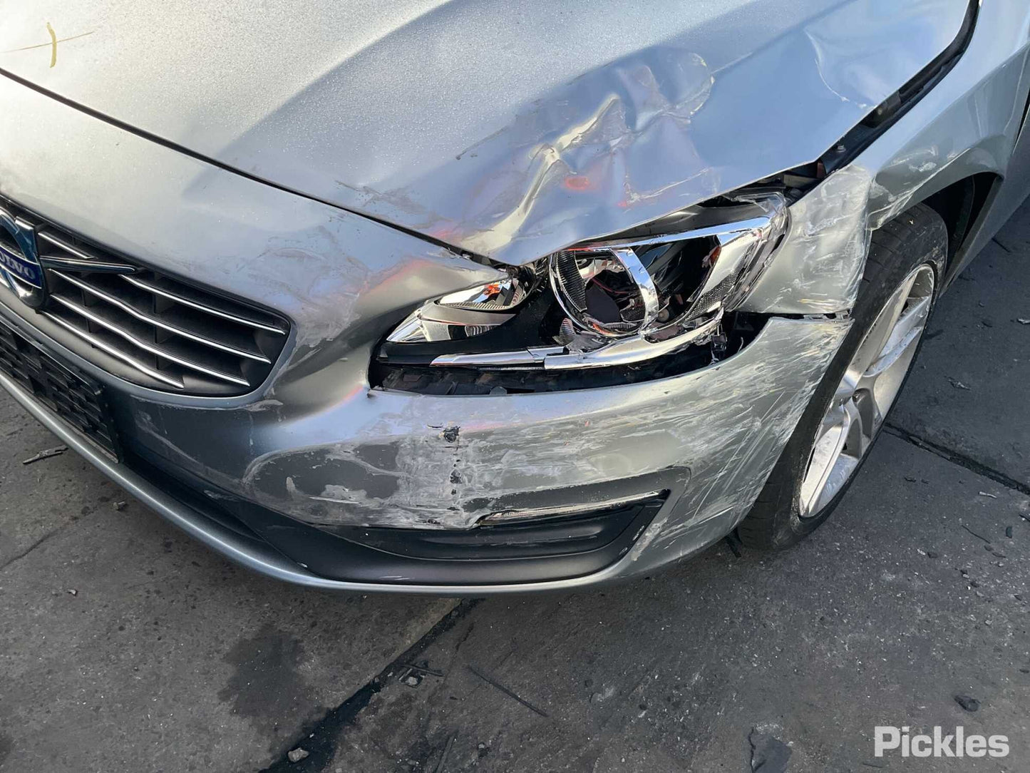 2014 VOLVO S60/V60 Mk2, 12/10-12/18 31385411 RIGHT FRONT DOOR WINDOW