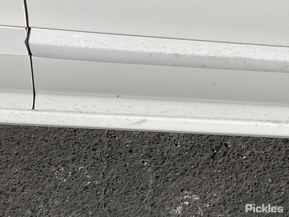 2011 PEUGEOT 308 T7, HATCH/WAGON, MANUAL FOLDING, 2 PLUG TYPE, 09/07-12/13 8153NC RIGHT DOOR MIRROR