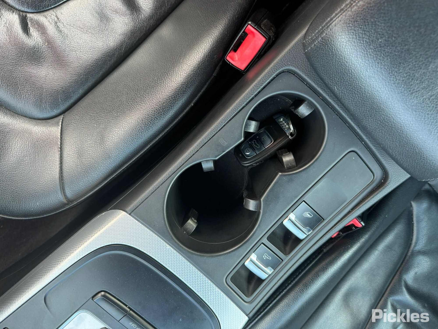 2010 AUDI A5/S5 RH FRONT, 8T, A5/S5, BLACK, LEATHER, 10/07-11/16 8F0867104B DOOR TRIM