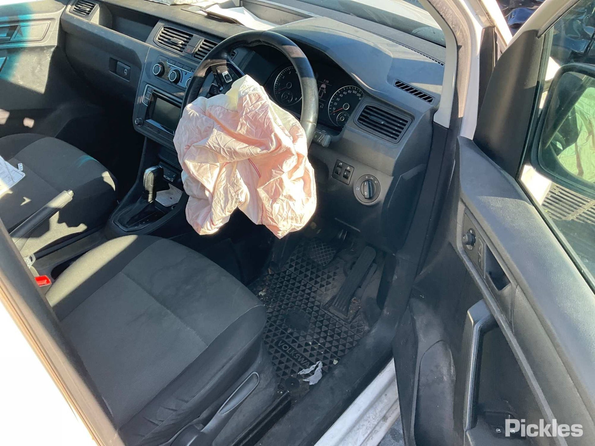 2016 VOLKSWAGEN CADDY 2KN, VAN, 07/15-02/21 2K5807417C REAR BUMPER