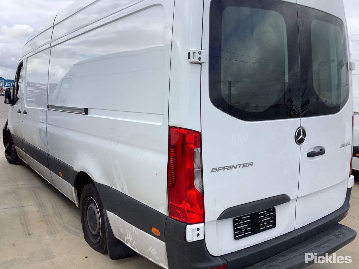 2022 MERCEDES SPRINTER LH SLIDING DOOR ROLLER (CENTRE), VAN, VS30, 05/18-   DOOR HINGE RUNNER