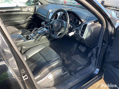 2011 PORSCHE CAYENNE TAILGATE LAMP (LH SIDE), NON TINTED TYPE, 92A, 07/10-10/14 95863109301 REAR GARNISH