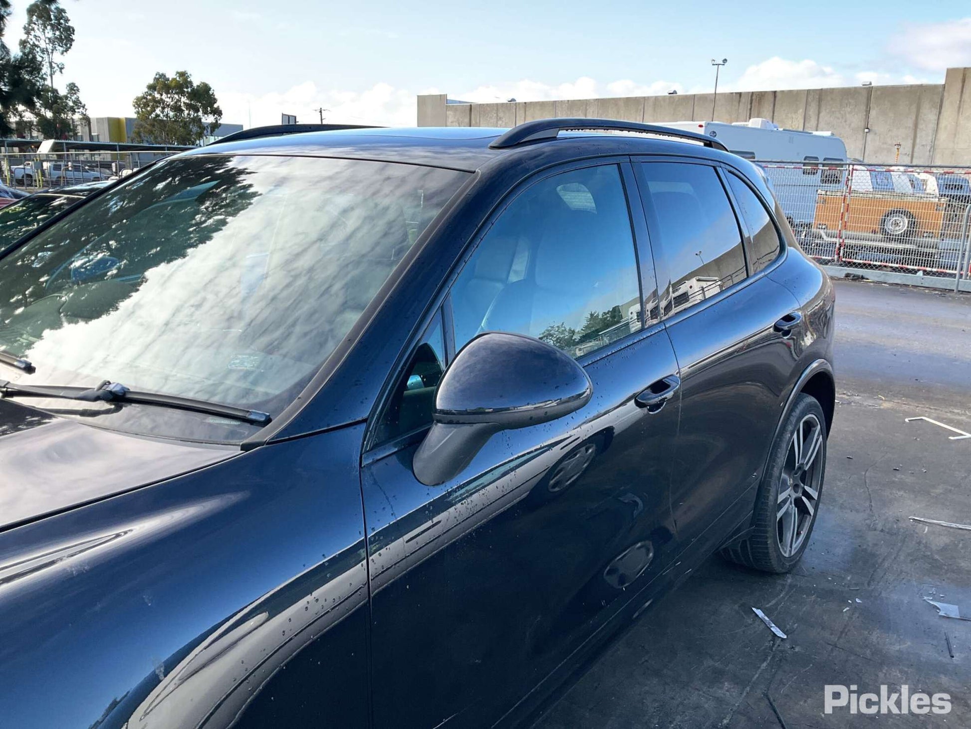 2011 PORSCHE CAYENNE TAILGATE LAMP (LH SIDE), NON TINTED TYPE, 92A, 07/10-10/14 95863109301 REAR GARNISH