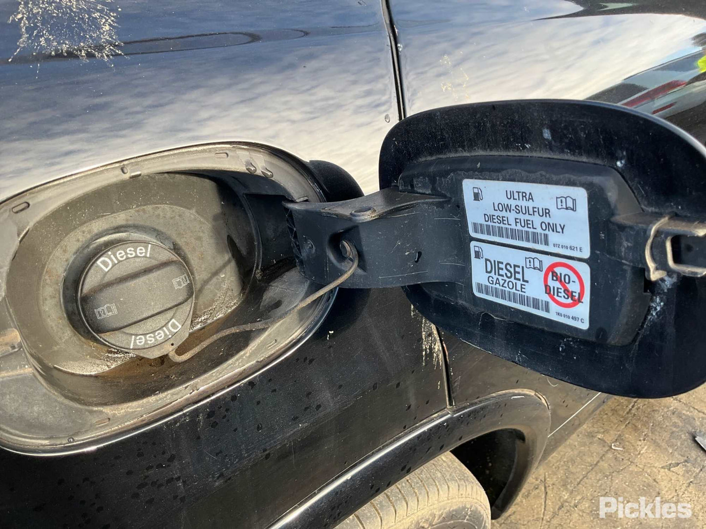 2011 PORSCHE CAYENNE TAILGATE LAMP (LH SIDE), NON TINTED TYPE, 92A, 07/10-10/14 95863109301 REAR GARNISH