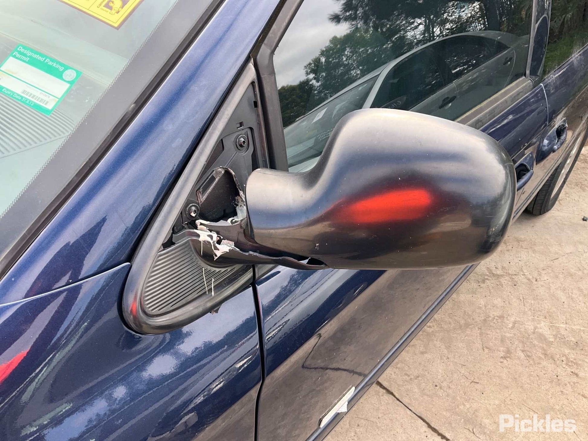 2007 CHRYSLER VOYAGER LEFT FRONT DOOR LOCK, RS, POWER, 05/01-02/08  DOOR BOOT GATE LOCK