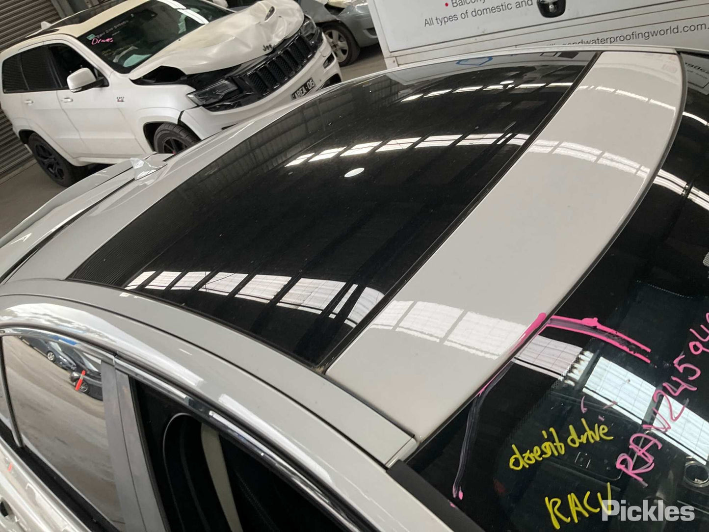 2015 JAGUAR XE X760, 05/15-  ANTENNA