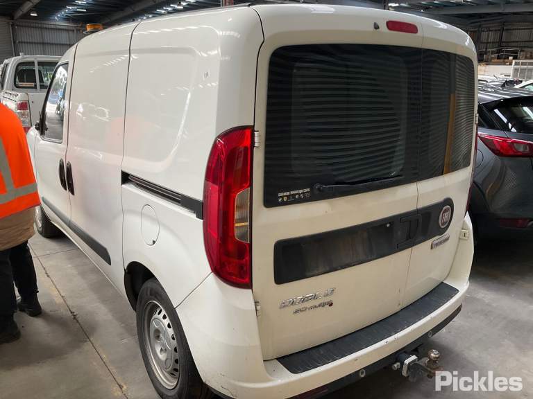 2017 FIAT DOBLO 263, 12/14-12/20 51907724 RIGHT FRONT DOOR WINDOW