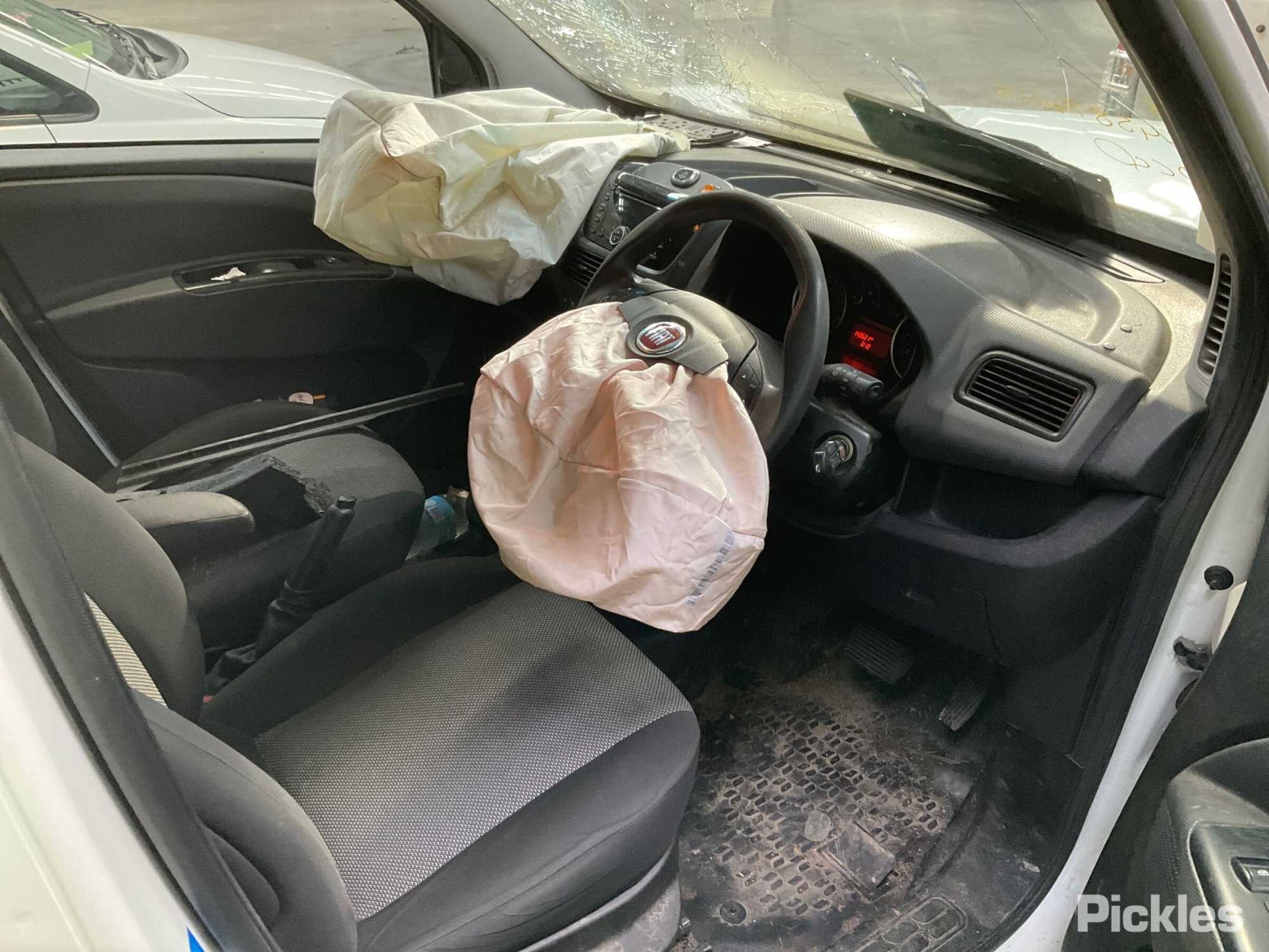 2017 FIAT DOBLO BARN DOOR (RH SIDE), 263, 12/14-12/20 52000032 BOOTLID TAILGATE