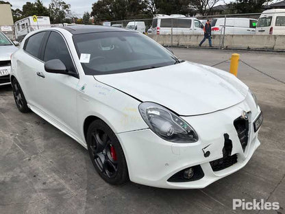 2016 ALFA ROMEO GIULIETTA BUMPER BAR (2 PIECES), TWIN EXHAUST, W/ PARK SENSOR TYPE, 940 SERIES, 01/11-10/16 156093407/156090485 REAR BUMPER