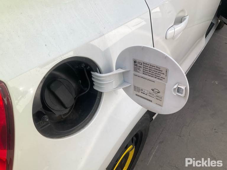 2013 VOLKSWAGEN POLO 6R, POWER, 5DR HATCH, 05/10-05/14 6R4837461L LEFT FRONT WINDOW REG MOTOR