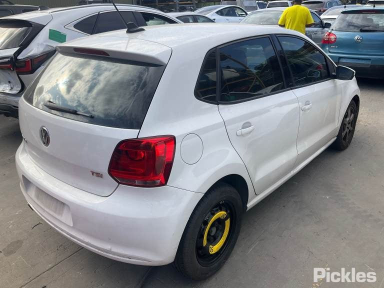 2013 VOLKSWAGEN POLO 6R, HEATED TYPE, 05/10-05/14  LEFT DOOR MIRROR