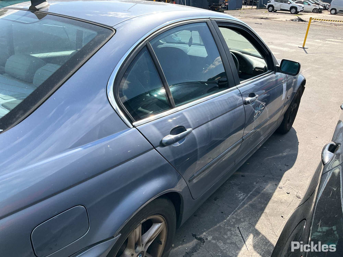 2001 BMW 3 SERIES E46, 09/98-07/06  LEFT REAR DOOR WINDOW