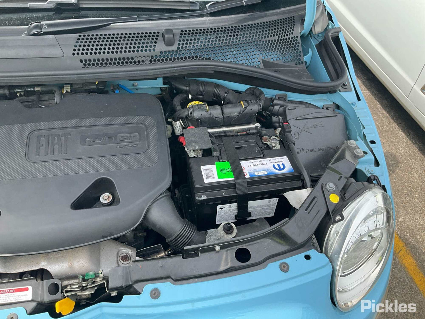 2014 FIAT 500 UNDER DASH, 03/08- 51928686/52002941,51981833/52002941 FUSE BOX