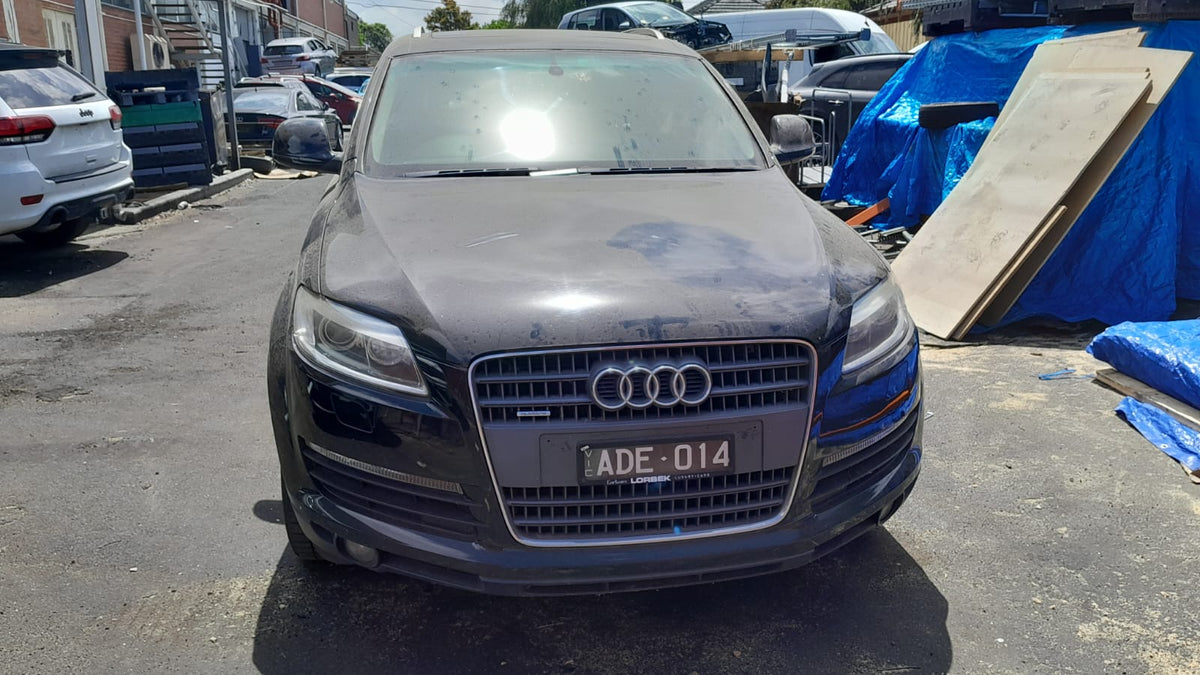 2006 AUDI Q7 DISPLAY UNIT ONLY, 8IN, 4L, 09/06-09/09 8T0919603C RADIO CD DVD SAT TV
