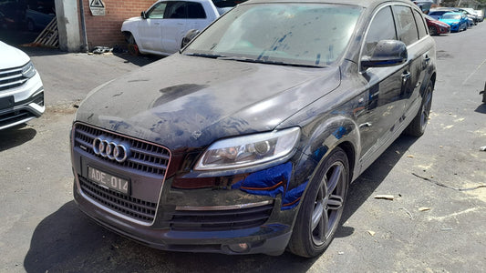 2006 AUDI Q7 4L, XENON, NON ADAPTIVE TYPE, 09/06-09/09 4L0941030E RIGHT HEADLAMP