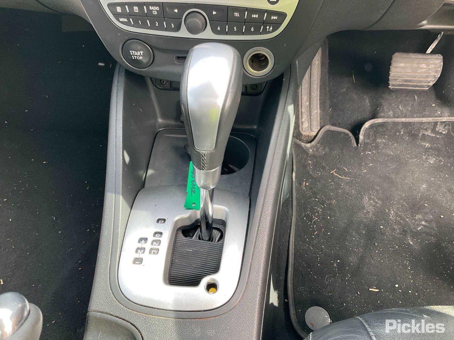 2012 RENAULT MEGANE RH FRONT (MASTER SWITCH), X32/B95/K95, 5DR HATCH/WAGON, P/N 809610006R, (FOLDING MIRROR - 1 PLUG TYP 809610006R PWR DR WIND SWITCH