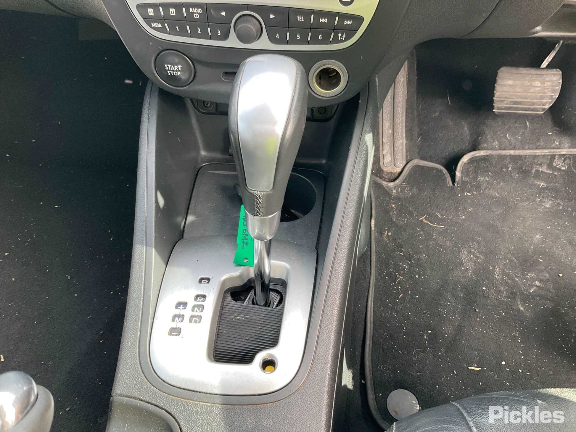 2012 RENAULT MEGANE RH FRONT (MASTER SWITCH), X32/B95/K95, 5DR HATCH/WAGON, P/N 809610006R, (FOLDING MIRROR - 1 PLUG TYP 809610006R PWR DR WIND SWITCH