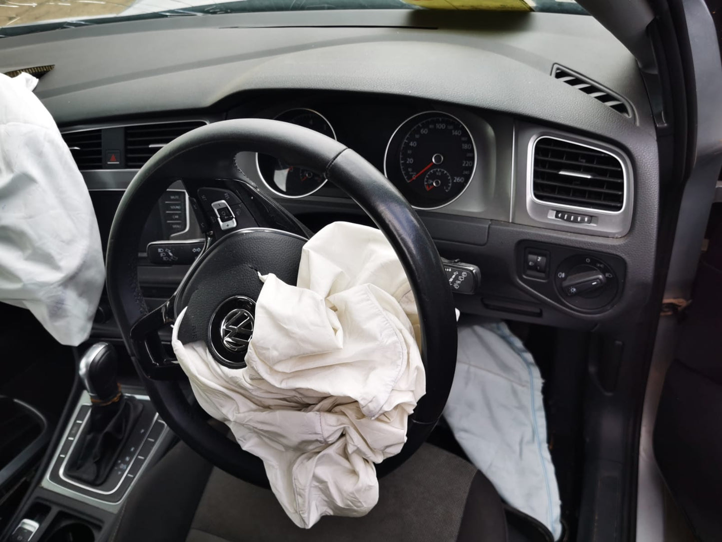 2016 VOLKSWAGEN GOLF PETROL, 1.4, TURBO, GEN 7, CZDA CODE, 07/15-08/20 04E100034D ENGINE