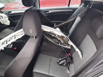 2016 VOLKSWAGEN GOLF GEN 7, 5DR HATCH, DOOR REG ASSY (REG AND MOTOR), 11/12-08/20 5G4837462H RIGHT FRONT WINDOW REG MOTOR