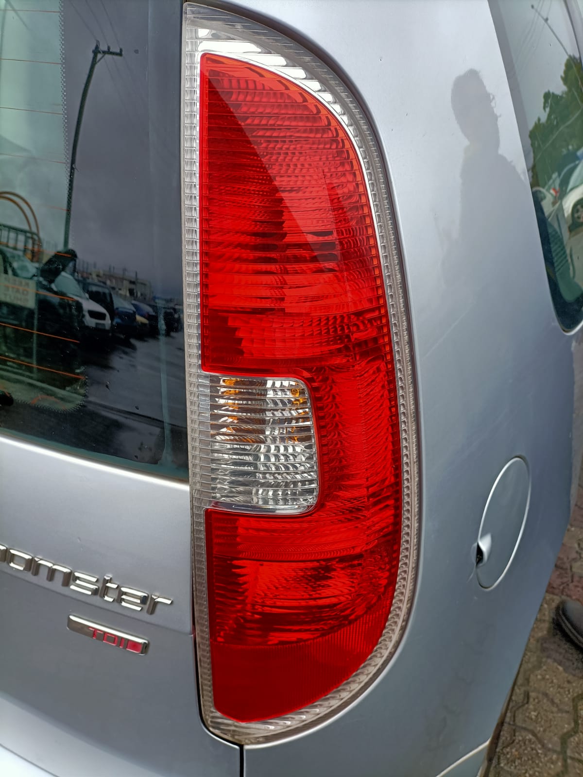 2008 SKODA ROOMSTER 5J 10/07-01/14  ECU