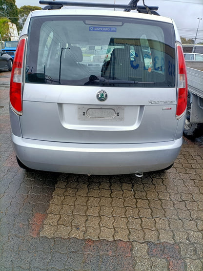 2008 SKODA ROOMSTER 5J 10/07-01/14 5J2941018 RIGHT HEADLAMP