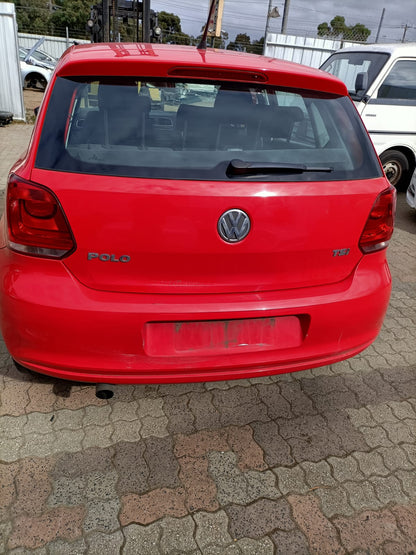 2010 VOLKSWAGEN POLO LH FRONT, 6R, 5DR HATCH, CLOTH, COMFORTLINE, 05/10-05/14 6R4867011BJ DOOR TRIM