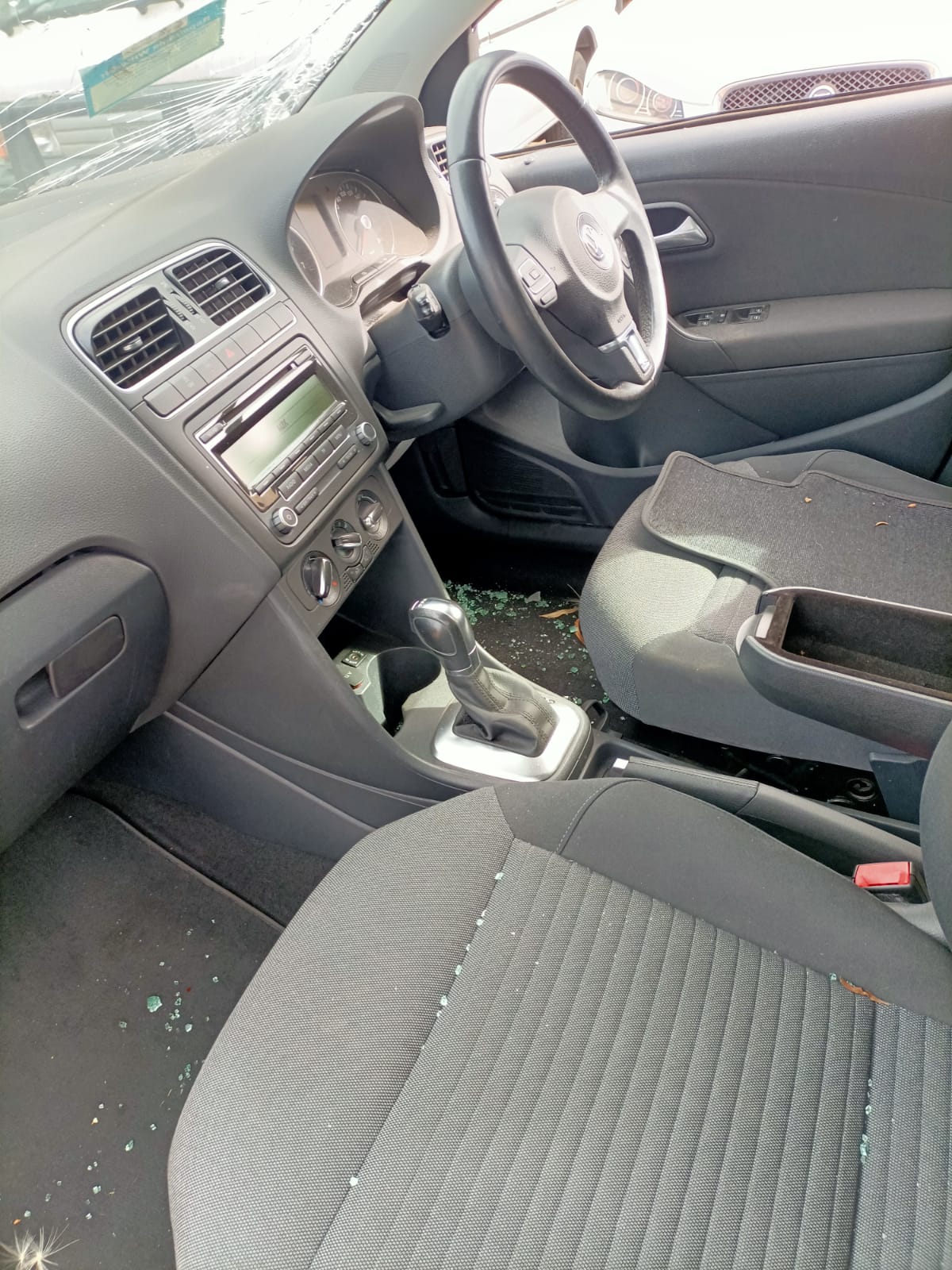 2010 VOLKSWAGEN POLO ENGINE ECU, 1.2, PETROL, AUTO, P/N 03F906070E, ECU ONLY, 6R, 05/10-05/14  ECU