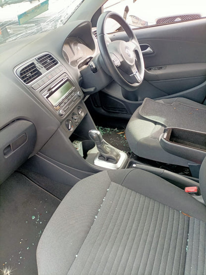 2010 VOLKSWAGEN POLO 6R, 5DR HATCH, 05/10-05/14 6R0845201A LEFT FRONT DOOR WINDOW