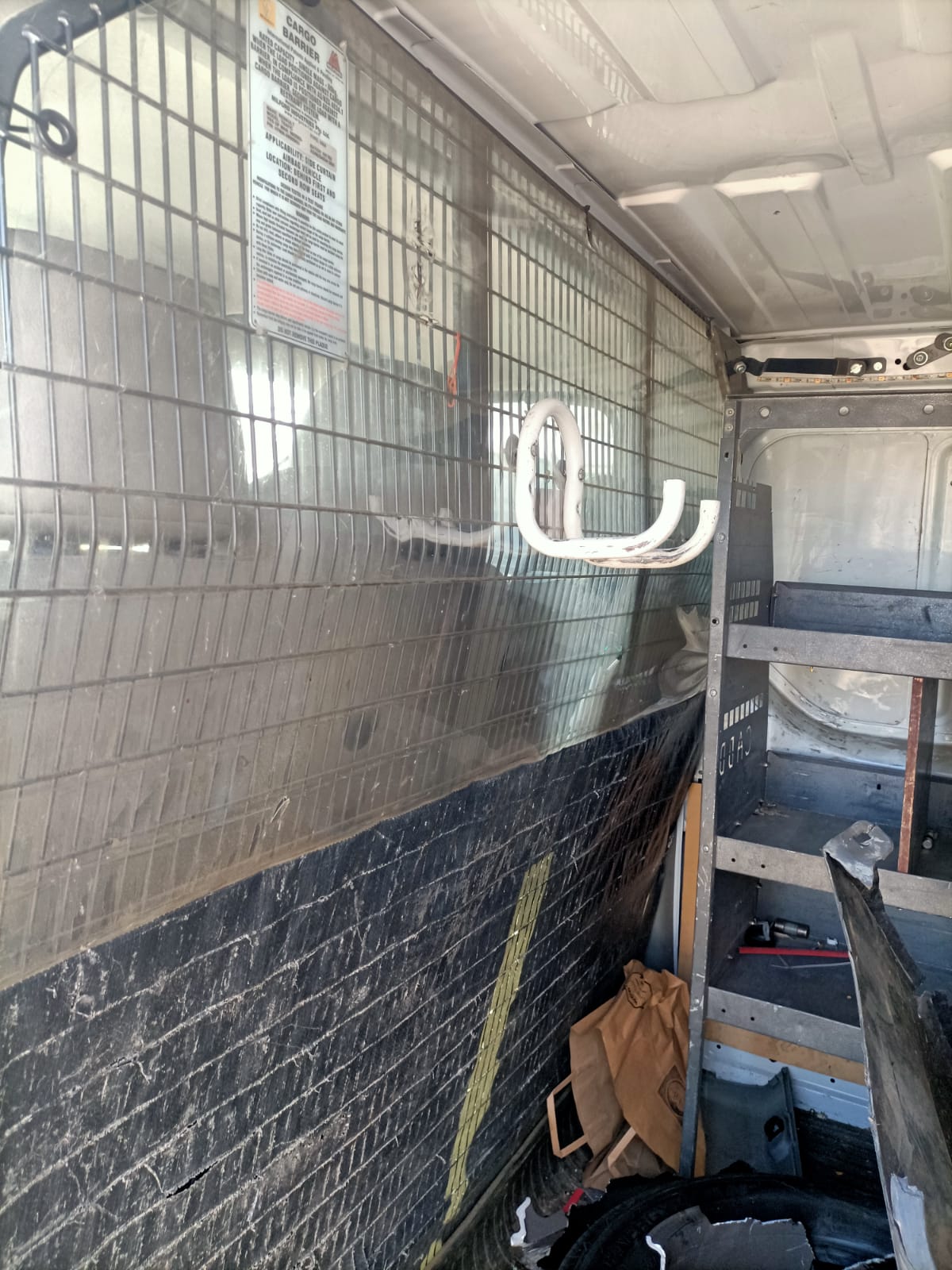 2014 RENAULT TRAFIC BARN DOOR SURROUND, 270 DEGREE DOOR LWB (VF1FLBHB), X83, 05/07-12/14 7700793306 LEFT TAILLIGHT