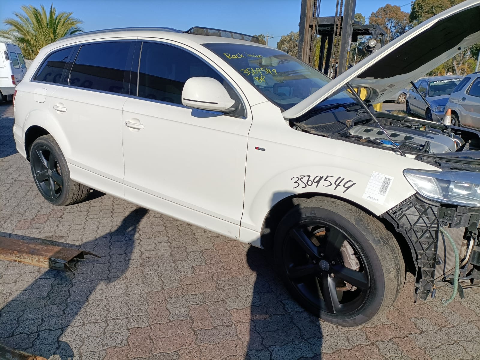 2009 AUDI Q7 4L, 09/06-08/15 4L0831051A LEFT FRONT DOOR
