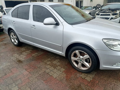 2010 SKODA OCTAVIA DUAL ZONE CLIMATE CONTROL, 1Z, NON HEATED SEAT TYPE, 03/09-10/13 3T0907044AR HEATER AC CONTROLS