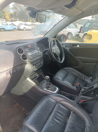 2011 VOLKSWAGEN TIGUAN RIGHT REAR DOOR LOCK, 5N, P/N 5N0839016D, 01/09-06/11 5N0839016D DOOR BOOT GATE LOCK