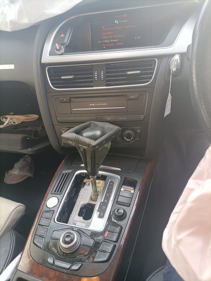 2010 AUDI A5/S5 8T, A5, HATCH, MANUAL FOLD, HEATED, NON LANE CHANGE ASSIST TYPE (6XD/7Y0), 10/09-11/16 8T8857410J RIGHT DOOR MIRROR