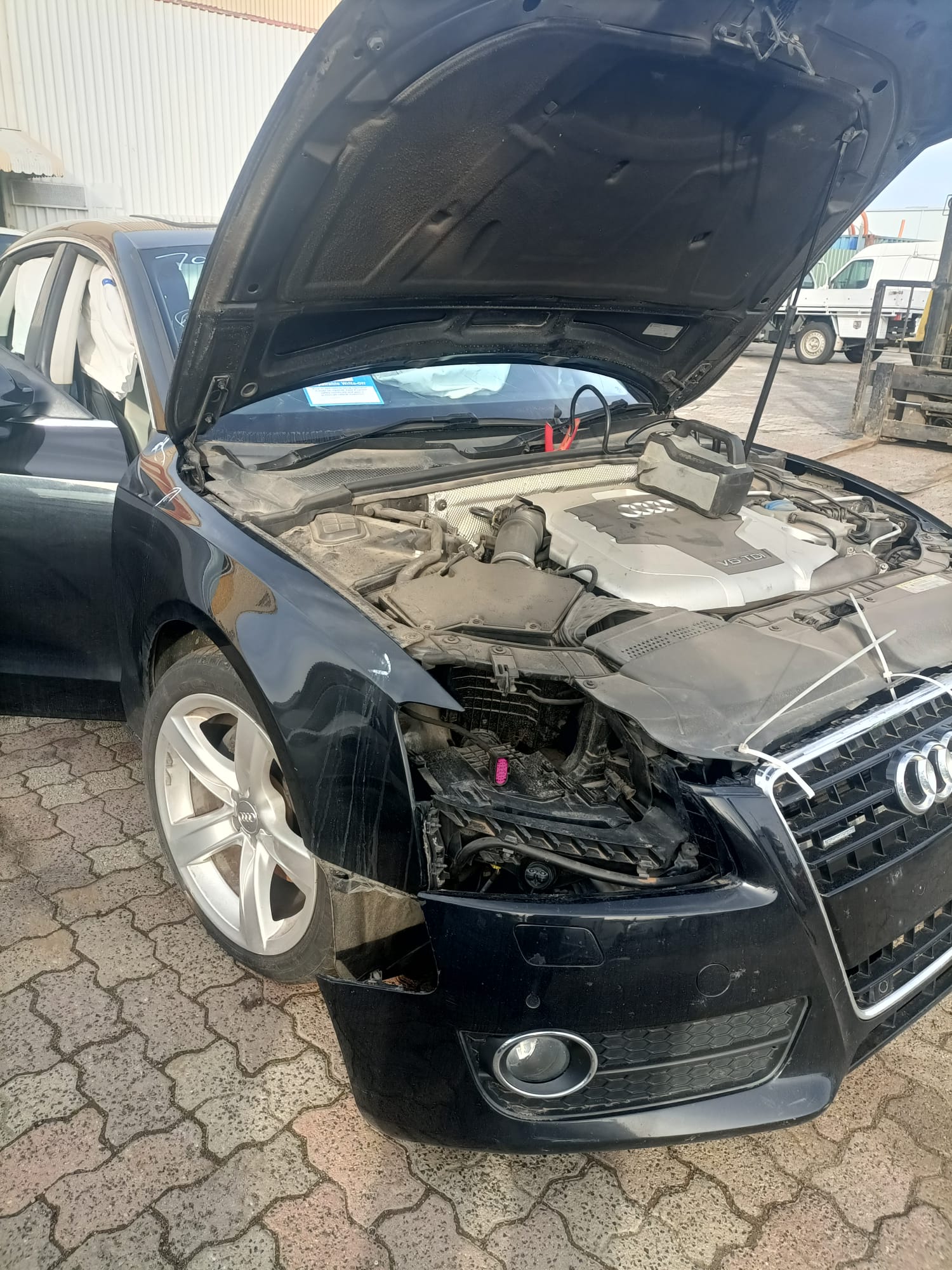 2010 AUDI A5/S5 P/N 8T0920931C, 8T, 03/07-11/16  INSTRUMENTCLUSTER