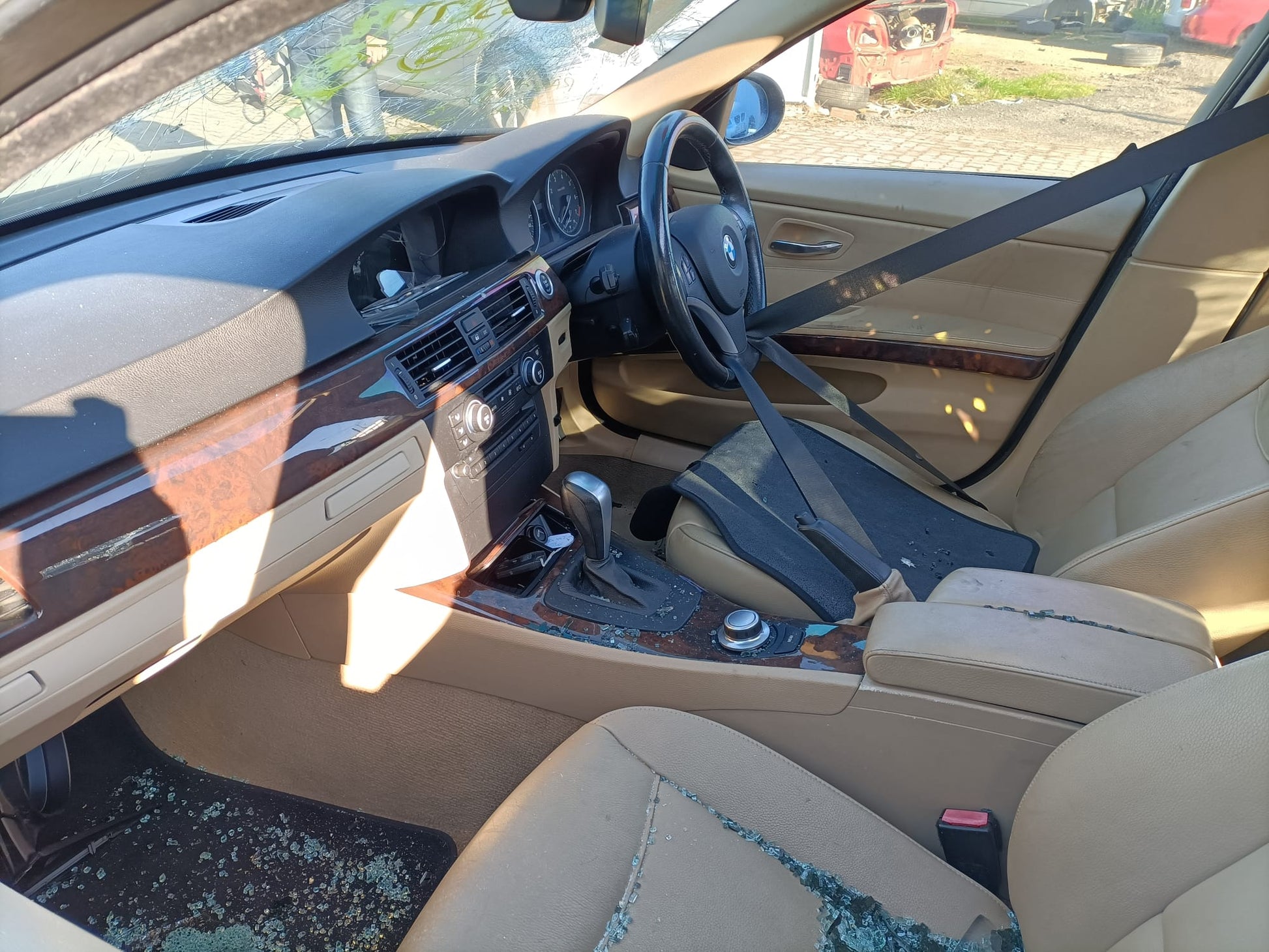 2008 BMW 3 SERIES E90/E91, SEDAN/WAGON, BI XENON, ADAPTIVE TYPE, 03/05-10/08 63117162081 LEFT HEADLAMP