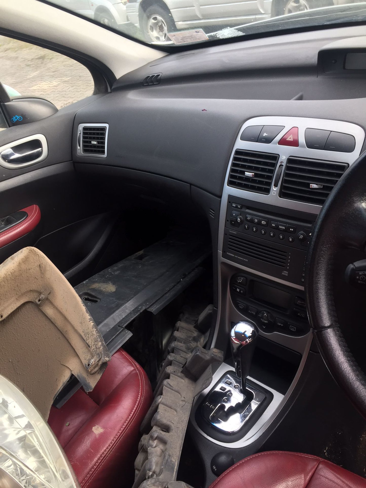 2004 PEUGEOT 307 T5-T6, POWER, FOLDING (2 PLUG TYPE), 12/01-12/09 8149CH RIGHT DOOR MIRROR