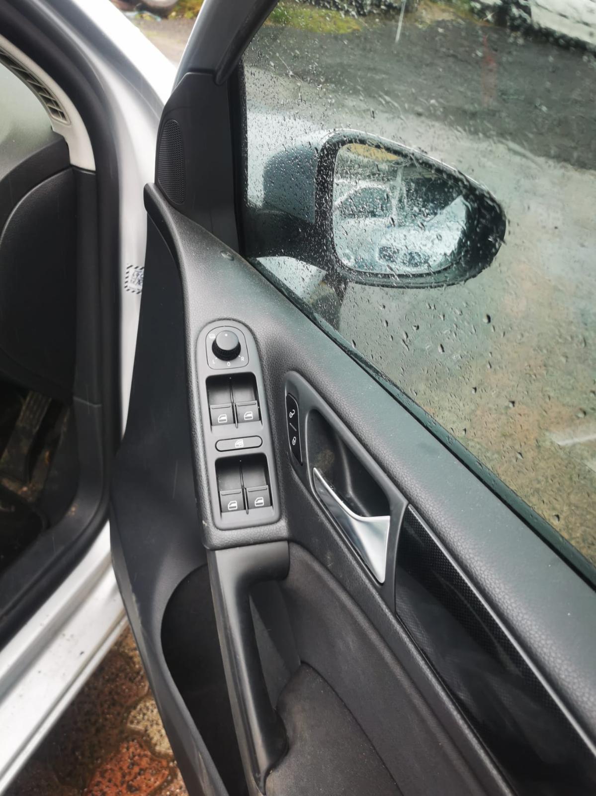 2013 VOLKSWAGEN GOLF GEN 6, 5DR HATCH, 12/08-03/13 5K6845025C LEFT REAR DOOR WINDOW