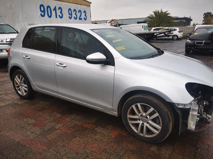 2013 VOLKSWAGEN GOLF GEN 6, 5DR HATCH, 12/08-03/13 5K6845025C LEFT REAR DOOR WINDOW