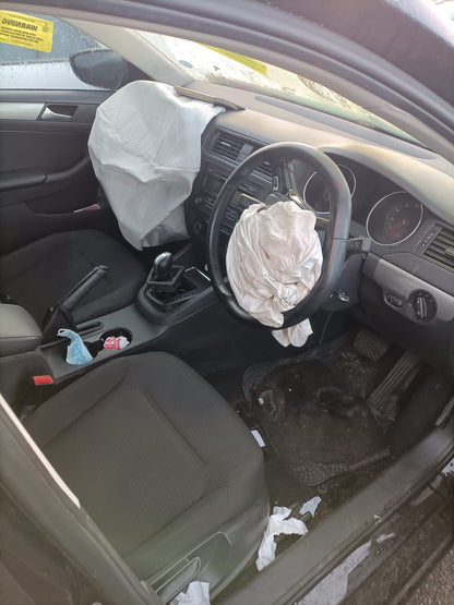 2015 VOLKSWAGEN JETTA RIGHT FRONT DOOR LOCK, P/N 5K2837016D, 1B, 02/11-12/17 5K2837016D DOOR BOOT GATE LOCK