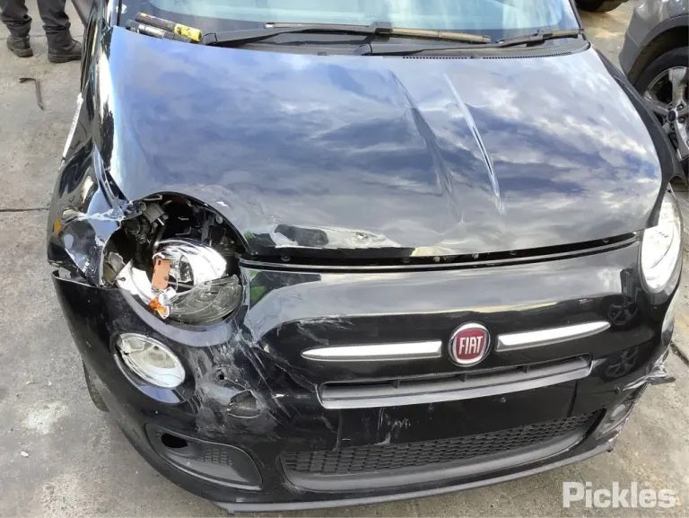 2015 FIAT 500 LEFT FRONT DOOR LOCK, 03/08- 51827415 DOOR BOOT GATE LOCK