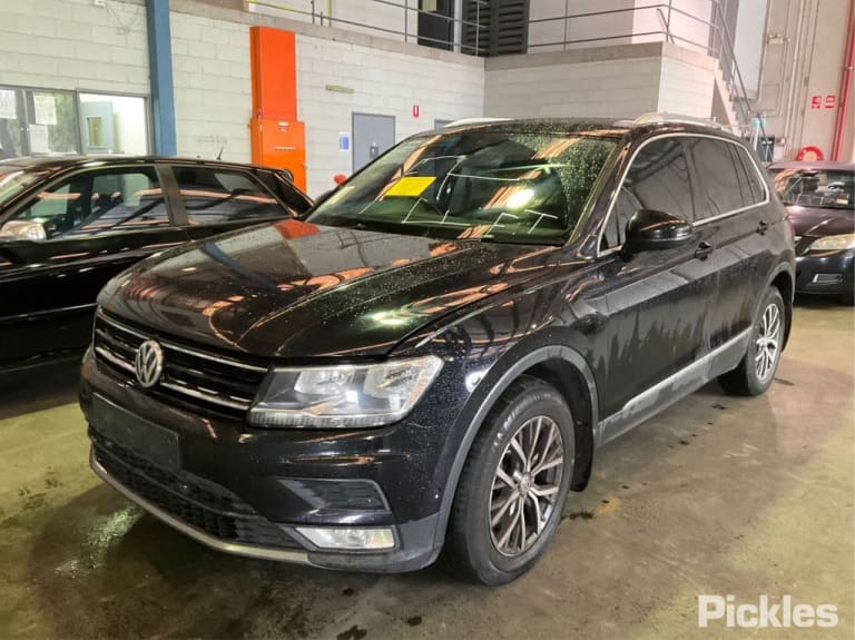 2016 VOLKSWAGEN TIGUAN 5NA, DARK TINT TYPE, 06/16- 5NA845025 LEFT REAR DOOR WINDOW
