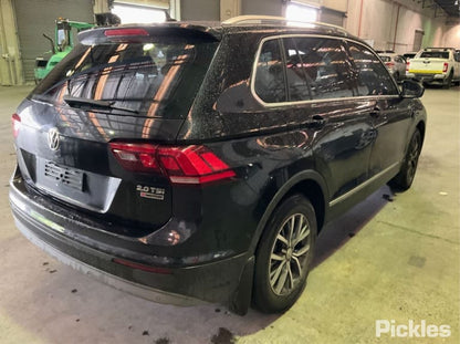 2016 VOLKSWAGEN TIGUAN 5NA, DARK TINT TYPE, 06/16- 5NA845025 LEFT REAR DOOR WINDOW