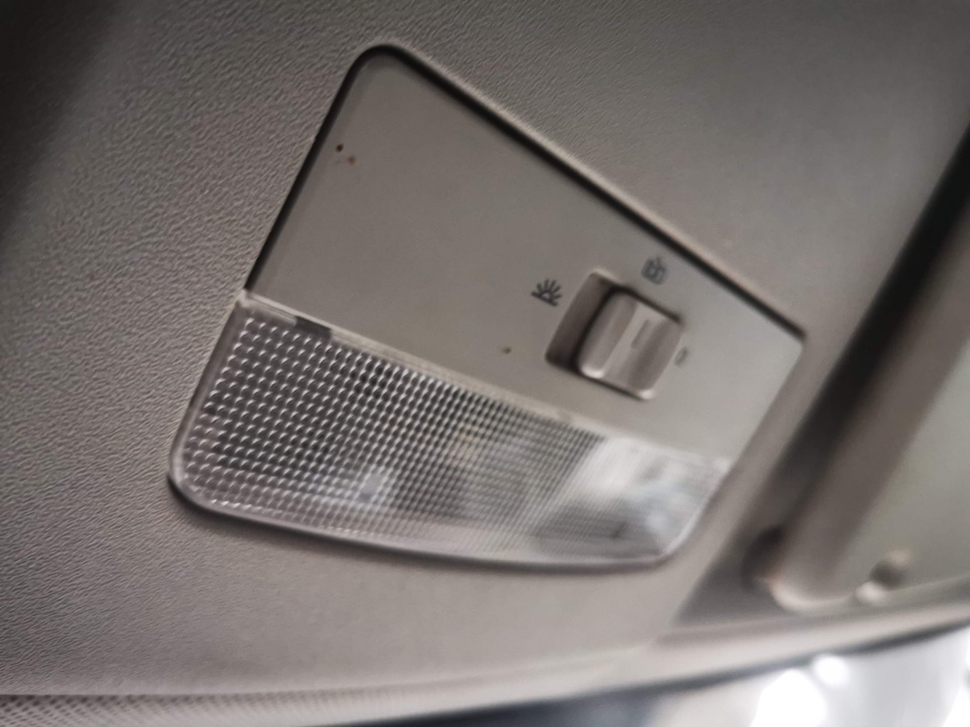 2007 VOLKSWAGEN CADDY 2K, 12/04-08/10 2K0945096M RIGHT TAILLIGHT