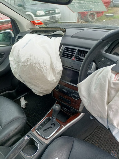 2011 MERCEDES B CLASS FRONT (CENTRE), NON SUNROOF CONTROLS TYPE, W246, 12/11-02/19 A1698201423 COURTESY LIGHT